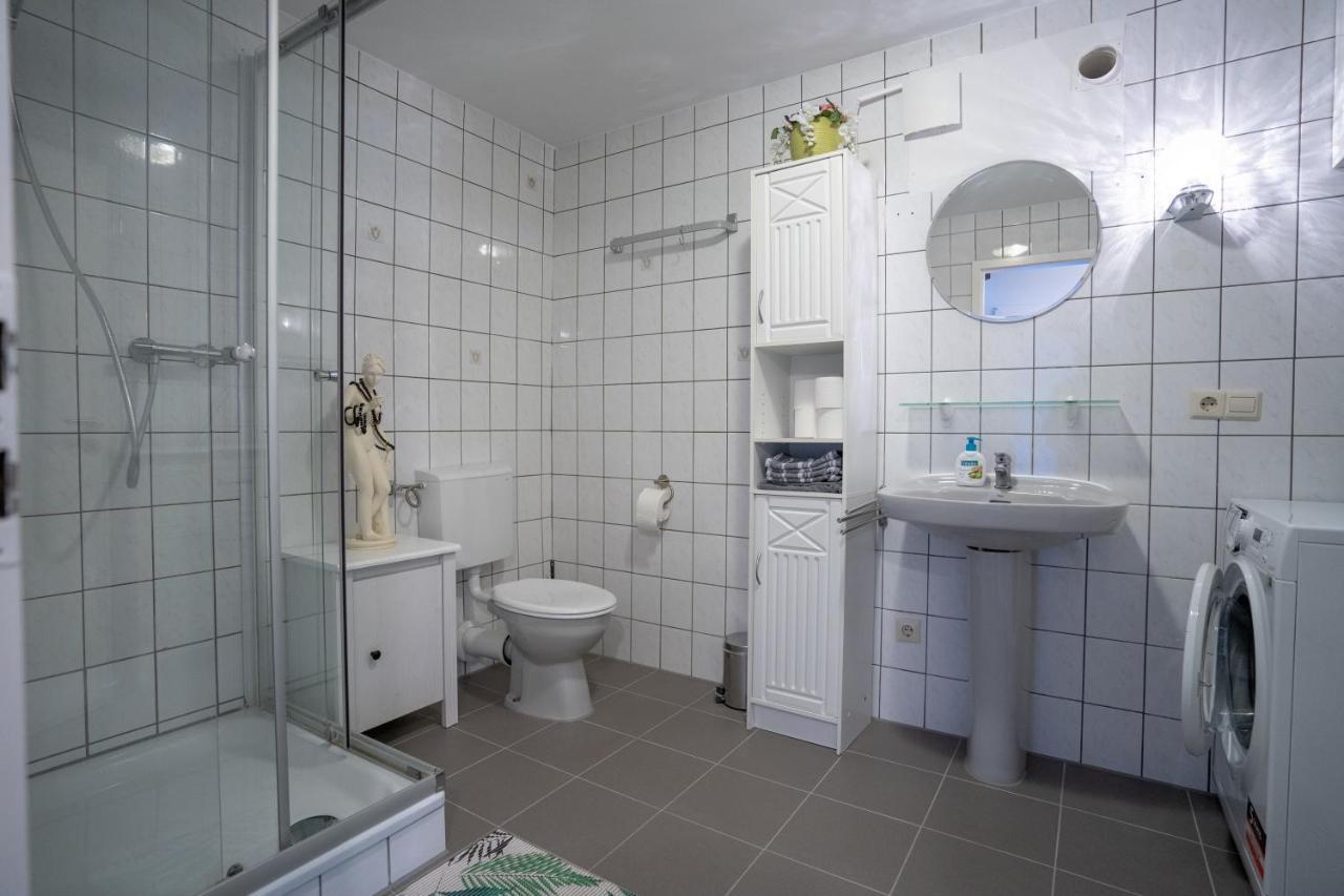 3-Zimmer Haus 85Qm Mit Balkon Bis Zu 8 Personen วินนิงเงน ภายนอก รูปภาพ